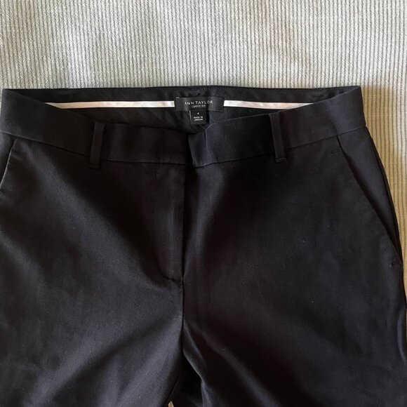 Ann Taylor - High Waist Ankle Pant - Curvy Fit - Size 4 - Black - Picture 1 of 2